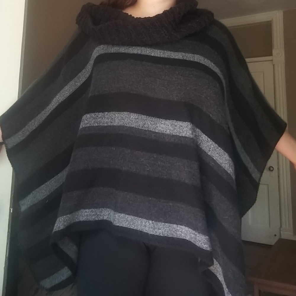 Thick and Cozy Shawl